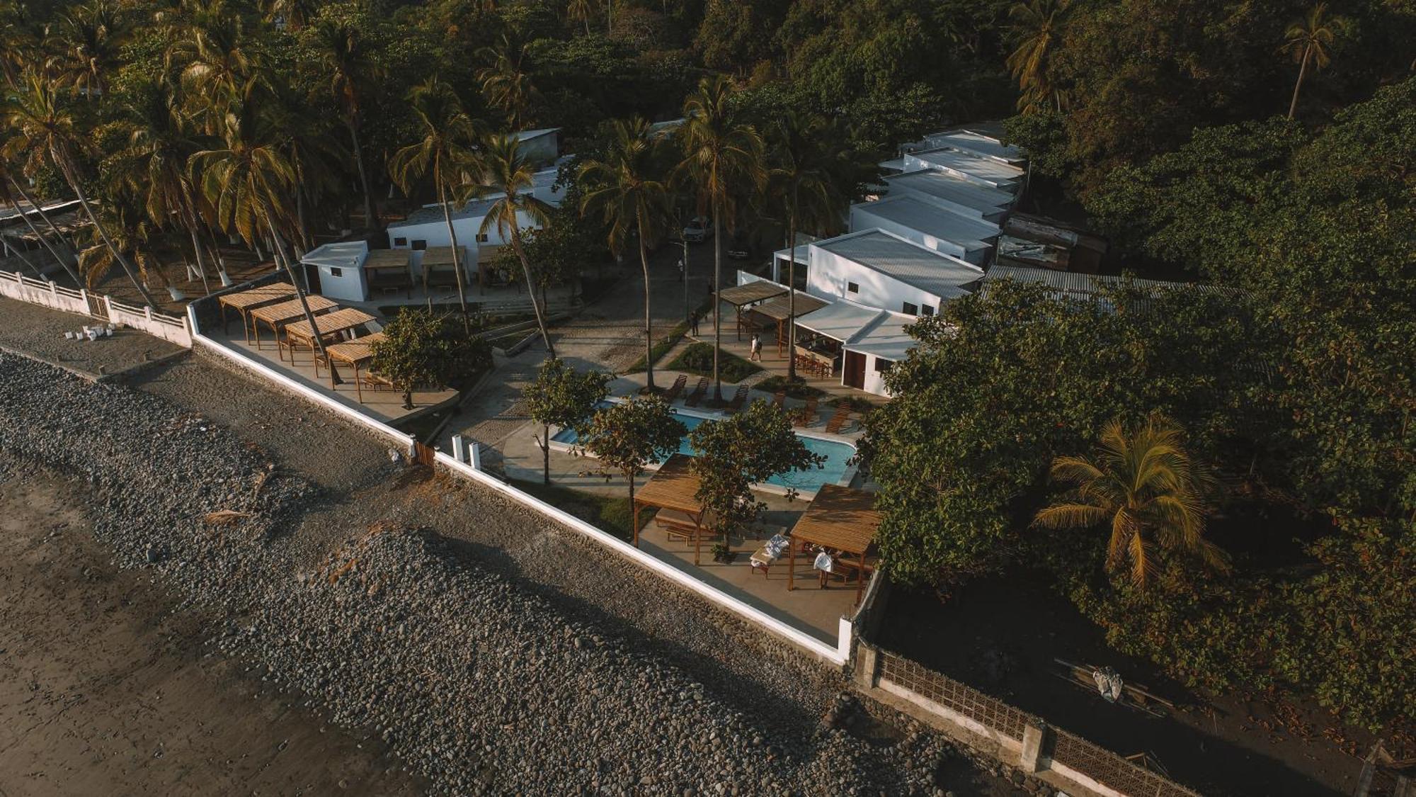 Coco Surf Tropical Village ลาลิแบร์ตัด ภายนอก รูปภาพ